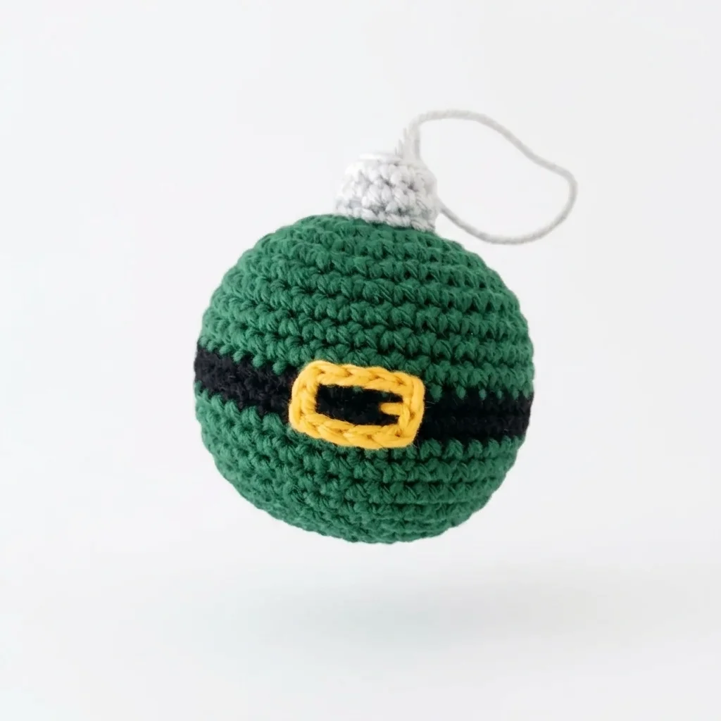 crochet christmas bauble pattern